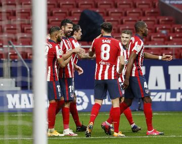 Los jugadores del Atlético celebrando el gol 3-1