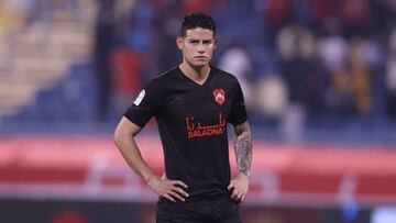 James regresa en derrota por goleada de Al Rayyan en Qatar