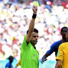 Cunha, quien inauguró el VAR en Rusia, árbitro del Irán-España