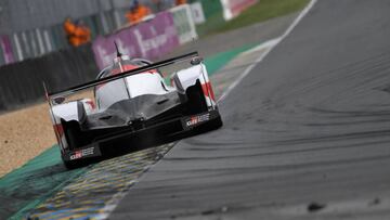 Toyota TS050 Hybrid LMP1 Argentinian driver Jose Maria Lopez competes during the 86th edition of the 24h du Mans car endurance race in Le Mans, western France on June 17, 2018. / AFP PHOTO / LOIC VENANCE