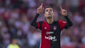Rafael Márquez se despide del Estadio Jalisco en el triunfo de Atlas 1-0 sobre Chivas en el Estadio Jalisco dentro de la jornada 16 del Clausura 2018.