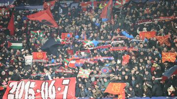 La afición de Osasuna entregada a su equipo.