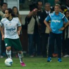 Colo Colo luchará por Valdivia tras rebaja de sueldo en Palmeiras