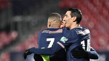 Paris Saint-Germain&#039;s French forward Kylian Mbappe (L) celebrates with Paris Saint-Germain&#039;s Argentinian midfielder Angel Di Maria after scoring their third goal during the French Cup round-of-16 football match between Brest FC (Stade Brestois 2