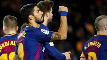 Luis Suárez celebra su gol ante el Valencia.