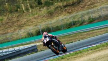 Márquez rueda con el prototipo de Honda para 2015