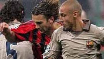 <b>AL BANQUILLO.</B> El damnificado por el regreso de Giuly sería el sueco Larsson, titular en los últimos partidos.