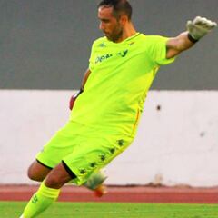 Bravo consigue su primer triunfo como titular en el arco del Betis