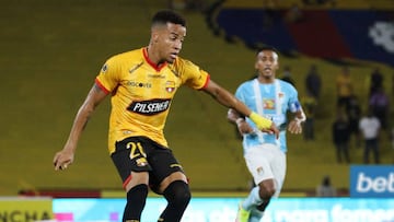 ¿Quién es Byron Castillo, el jugador por el que Chile denunció a Ecuador?