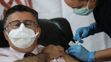 Esquema de la vacuna contra la Covid-19 en México: grupos, fases y etapas del calendario