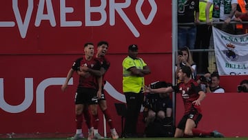 Izeta se revaloriza con un doblete que mete al Mirandés en la final