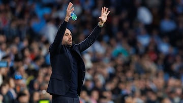 Claudio Giráldez, entrenador del Celta, durante el encuentro ante el Mallorca en Balaídos.