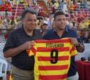 Elías Figueroa dio puntapié inicial a la NASL junto a Ronaldo