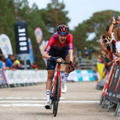 Lección de saber sufrir de Almeida; Sivakov se lleva la general