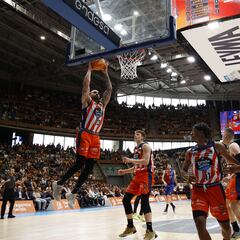 El Barça acusa la resaca europea ante el Leyma Coruña