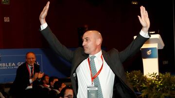 Rubiales el día que ganó las elecciones a Larrea.