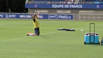 La eufórica celebración de 'Grizi' en práctica de Francia