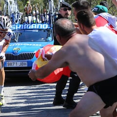 Una crono de la Vuelta con final en el Mirador de Ézaro