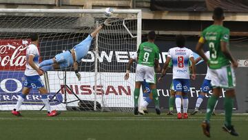 Iba al ángulo: la espectacular atajada de Dituro ante Audax