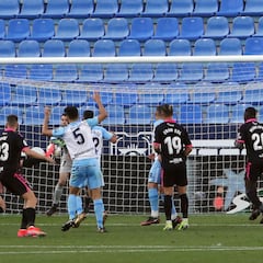 El Málaga también dispara contra el VAR