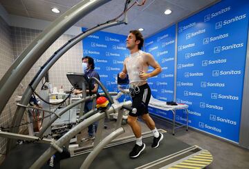 Odriozola duarnte el reconocimiento m¨¦dico.