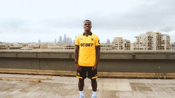 Los Wolves hicieron oficial la llegada del jugador colombiano, quien viene procedente del Fluminense de Brasil y firmó por las próximas cuatro temporadas.