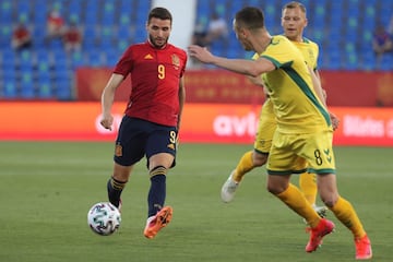 Abel Ruiz y Vaitkunas.