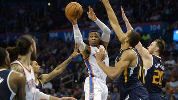 Abrines no falla (11) y Westbrook aplasta: 43+11+10 a los Jazz