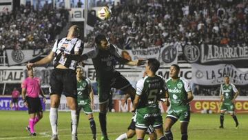 La primera final del reducido terminó en empate