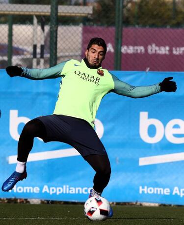 How and where to watch Atlético vs Barcelona: times, TV, online