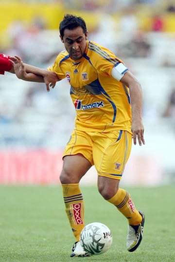 8 goles con Tigres de la UANL