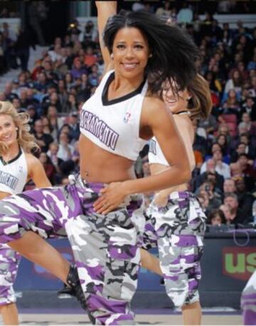 Las Kings Dancers ya esperan a Pau Gasol en Sacramento