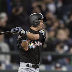 Cuento de hadas: Ichiro da home run en último turno en Seattle