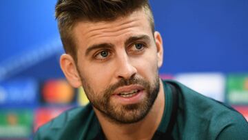 BARCELONA, SPAIN - OCTOBER 18:  Gerard Pique of Barcelona speaks to the media during the FC Barcelona training session at Ciutat Esportiva Joan Gamper on October 18, 2016 in Barcelona, Spain.  (Photo by David Ramos/Getty Images)