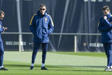 Luis Enrique: "Atleti aren't slipping, the title race's still on"