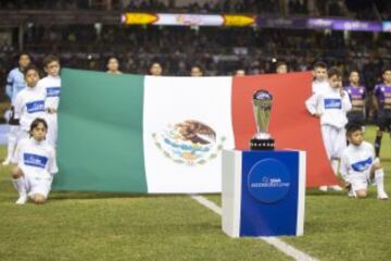 El conjunto dirigido por Gabriel Caballero terminó alzando el título como campeón del Ascenso en el Apertura 2016.