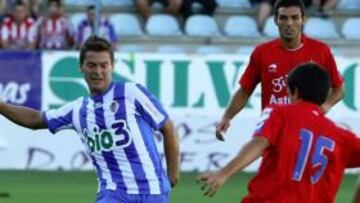 <b>POCO ACIERTO. </b>Los porteros frenaron todas las ocasiones de Ponferradina y Sporting.