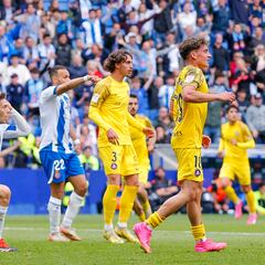 Manolo González: “La primera mitad fue para sacarnos en globo de aquí”