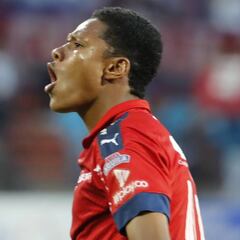 DIM cede empate sobre el final de visitante y sigue en los ocho