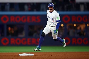 Who is singing the national anthem for Game 1 at the 2025 World Series?