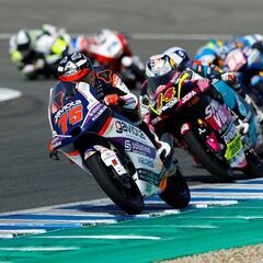 Arenas es el amo y señor de los finales de infarto de Moto3