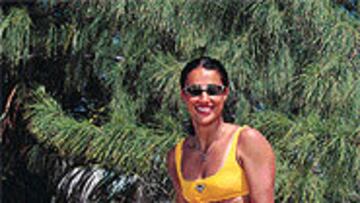 <b>HERMANAS ALONSO.</B> Daida, abajo, junto a su hermana Iballa, también estrella del windsurf.