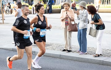 La ya clásica carrera popular, este año celebra su 15ª edición, tiene carácter solidario y, en esta ocasión, donará más de 200.000 euros a la Fundación Erik Lovaas y a Bomberos Unidos sin Fronteras.