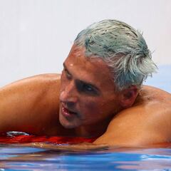 Games top brass say sorry to Lochte for gunpoint hold-up