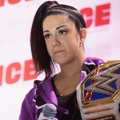 Bayley se lesiona en entrenamiento y es baja por 9 meses de WWE