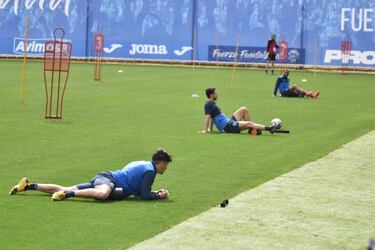 El Fuenla vuelve a la 'normalidad' con un sentido homenaje