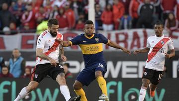 Frank Fabra y Lucas Pratto.