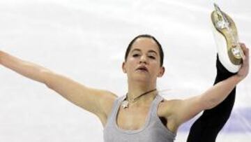 <b>LA PRIMERA.</b> Sonia Lafuente fue la primera de las 30 participantes en saltar a la pista.