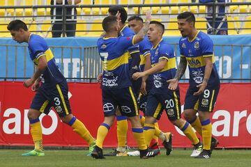 Las imágenes del agónico triunfo de Colo Colo sobre Everton