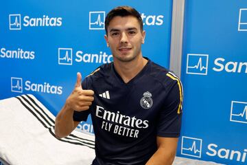 Brahim durante el reconocimiento médico en el Hospital Universitario Sanitas La Moraleja-Edificio Ana de Austria.